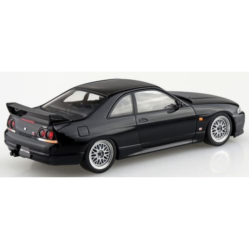 Aoshima Bunka Kyozai (AOSHIMA) 1/32 The Snap Kit Series Nissan R33 Skyline GT-R Custom Wheels (Black) Pre-Colored Plastic Model Kit No. 15-SP2