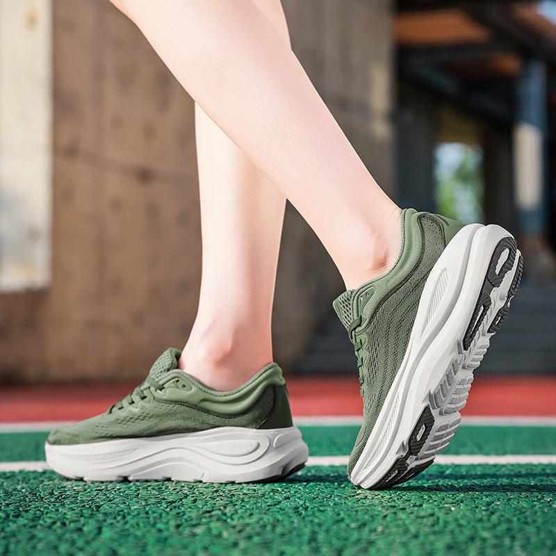 HK Breathable Mesh Trail Running Shoes - Comfortable, Thick Sole, Shock-Absorbing, Wear-Resistant for Long-Distance Training and Physical Tests.