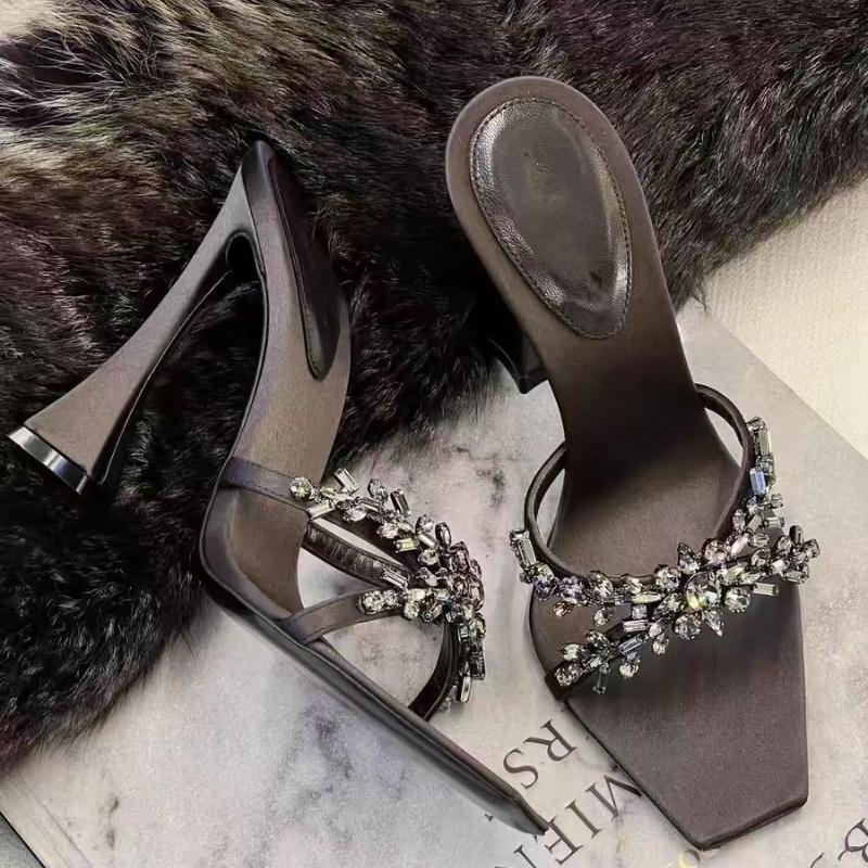 Women's Slippers 2025 Summer New Square Head Female Design Luxury Rhinestone Female High Heels Elegant Banquet Party