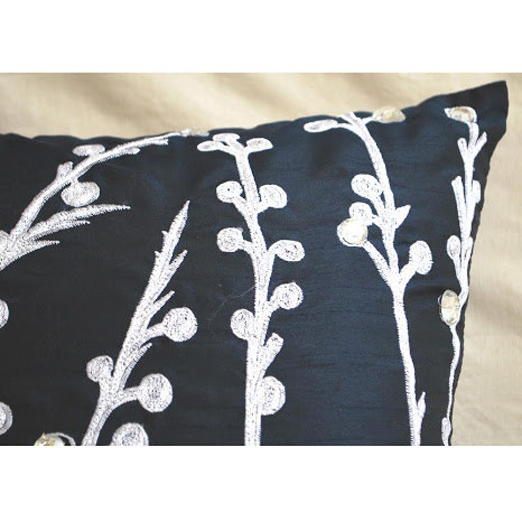 The HomeCentric Pillow Cover Navy Designer Navy Blue Shams Willow Design Willow Pillow Covers Silk Pillow Sham Contemporary - Navy Blue Willow