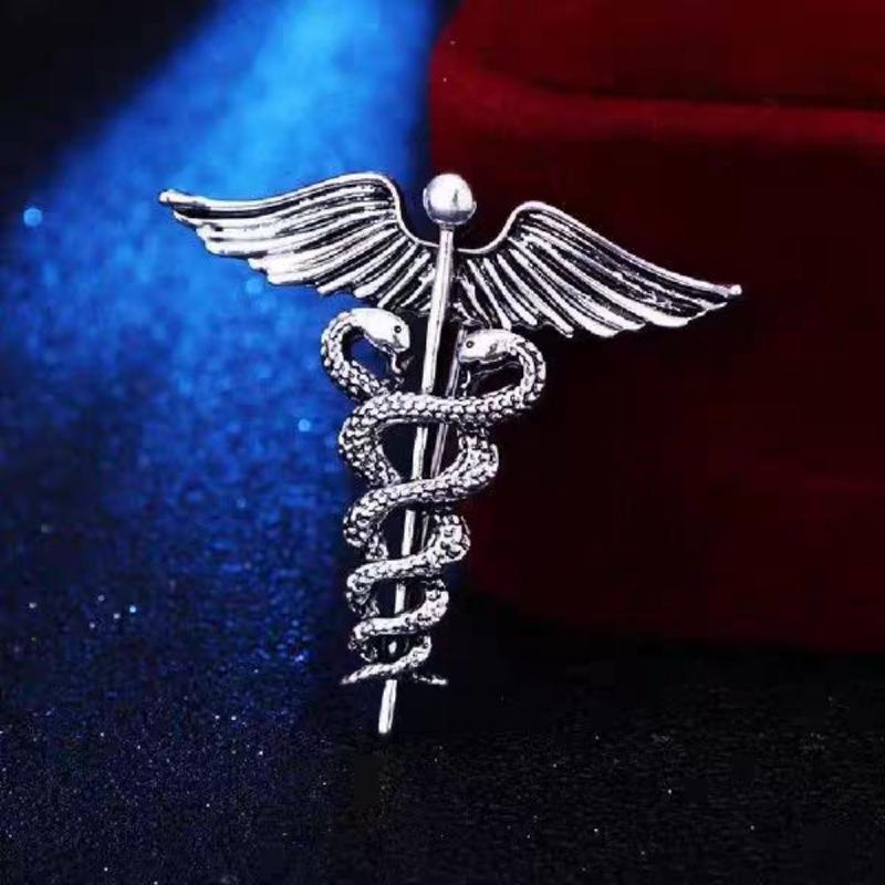 

Double Snake Entwined Light Luxury Exquisite Accessories Angel Snake Wings Fashion Brooch 3*6cm