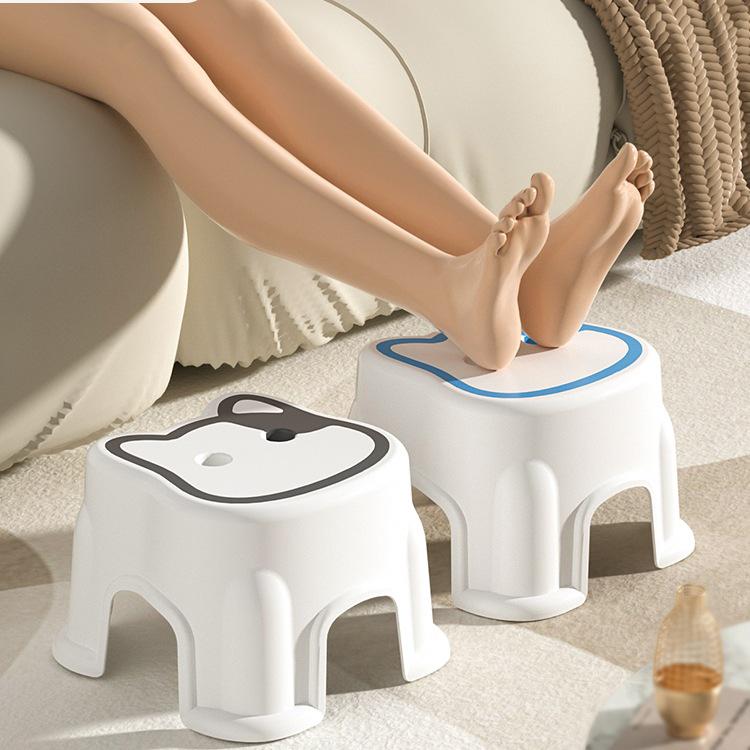 Plastic Children's Cartoon Non-Slip Footstool - Thickened Baby Bath Seat
