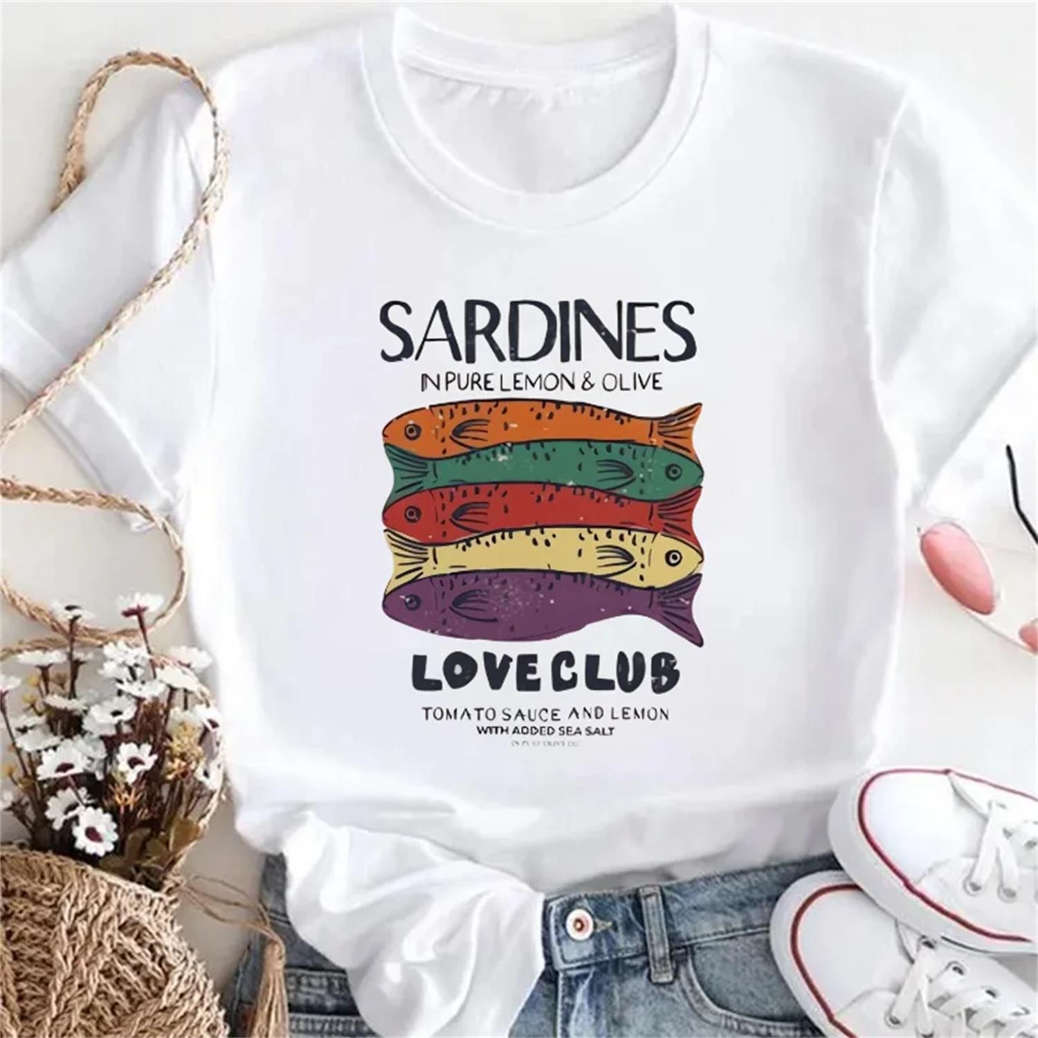 

2025 Colorful Sardine Club Print Basic Cartoon Women s Beach Vacation Summer Leisure Style White Top Printed Women s T-Shirt XXXXXL білий