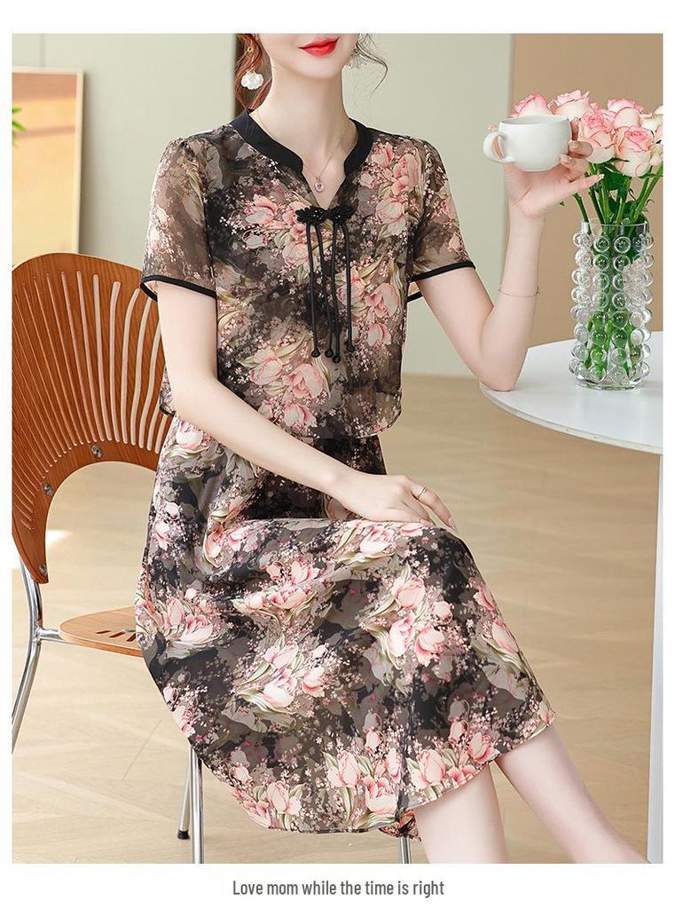 2026 Spring/Summer Fashionable V-Neck Short Sleeve Slimming Dress for Middle-Aged and Elderly Women