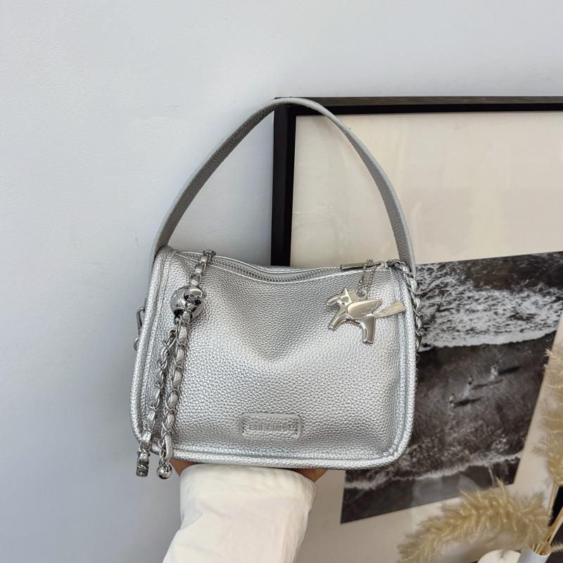 Today's Popular Small Square Bag Women's New Fashionable Versatile Chain Messenger Bag Portable Small Bag