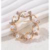 Pearls Wreath Brooch Pins for Women Elegant Badge Breastpin All-Matching Lapel Pins Fashion Badge Pins