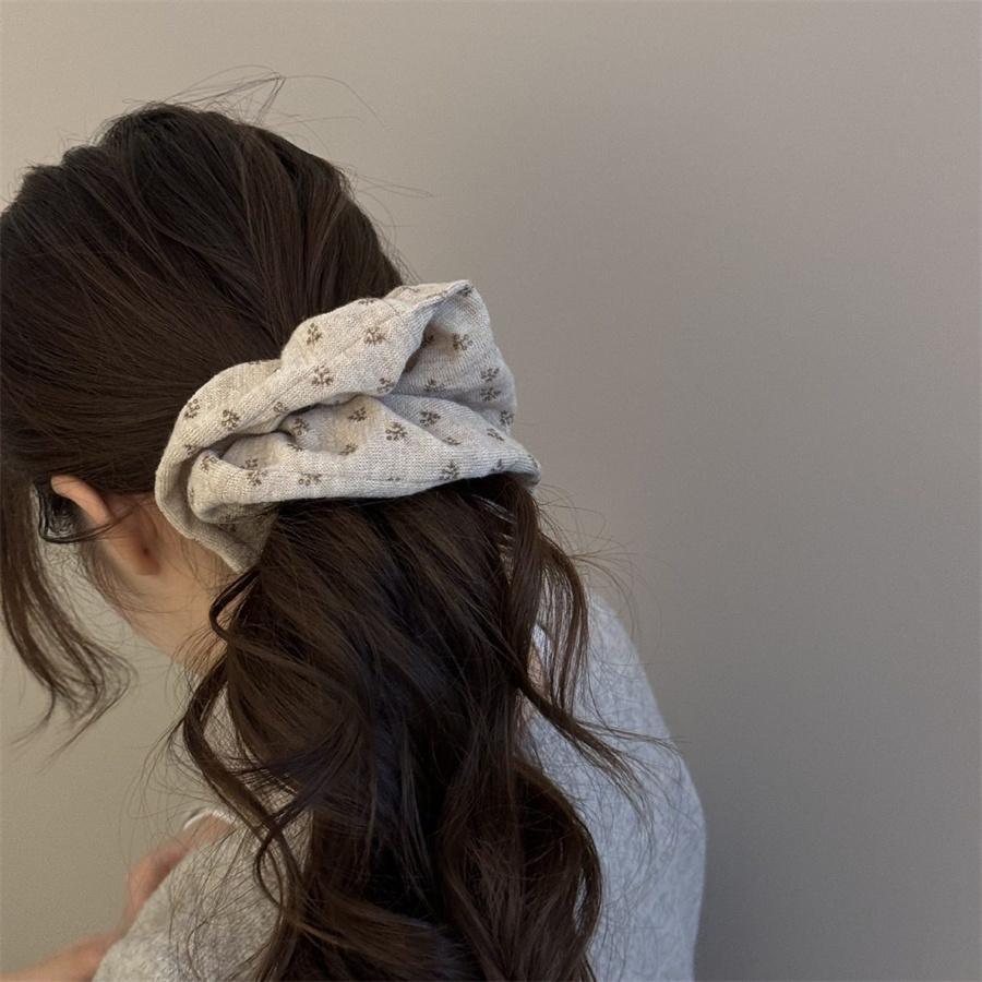 Korean Floral Knitted Scrunchies Women Girls Elastic Hair Band Accessories Tie Hair Ring Rope Headwear Headdress Ponytail Holder