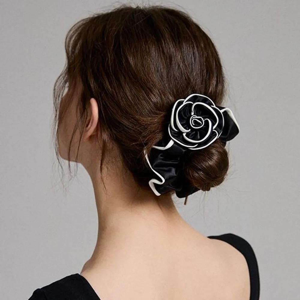 Mono Rose Scrunchie JP-24-383S black