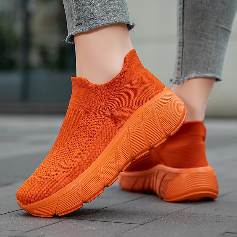 Large size casual sports shoes platform-soled foot-fitting fly-woven socks shoes men's and women's lightweight outdoor running shoes