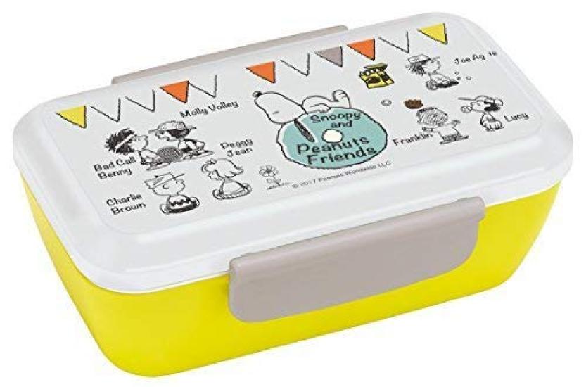 

Skater a fluffy lunch box featuring Snoopy and his friends from made in Japan PFTY5, stylish, PEANUTS,