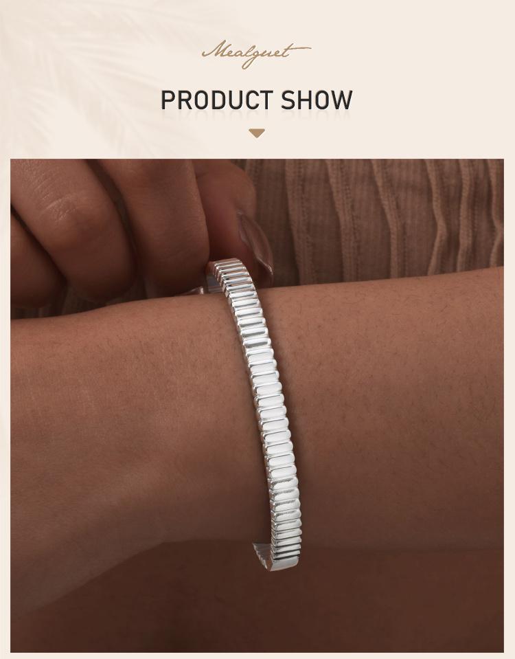 Stainless Steel Bangle Bracelet Women,18k IP Gold Plated Waterproof  Minimalist Designer Inspired Jewelry Gift