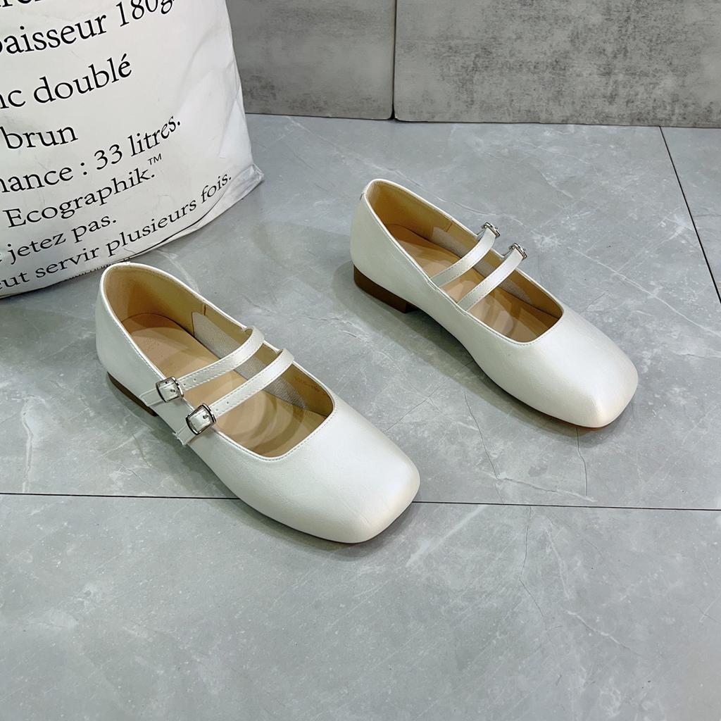 Flat-soled Single Shoes Women's 2025 Summer New Models with Skirts, Soft-soled Doudou Shoes, French Mary Jane Women's Shoes, Silver Small Leather Sh