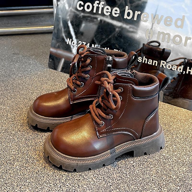 Fashion Solid Color Martin Boots In the Autumn of 2025 To Help Girls Casual Shoes Boys British Style Leather Boots Tide