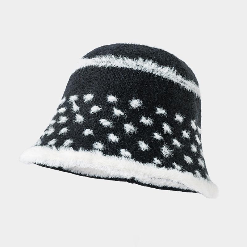 Korean New Hat for Women with High End Fashion Polka Dot Plush Fisherman Hat for Winter Windproof and Warm Face Showing Small Basin Hat