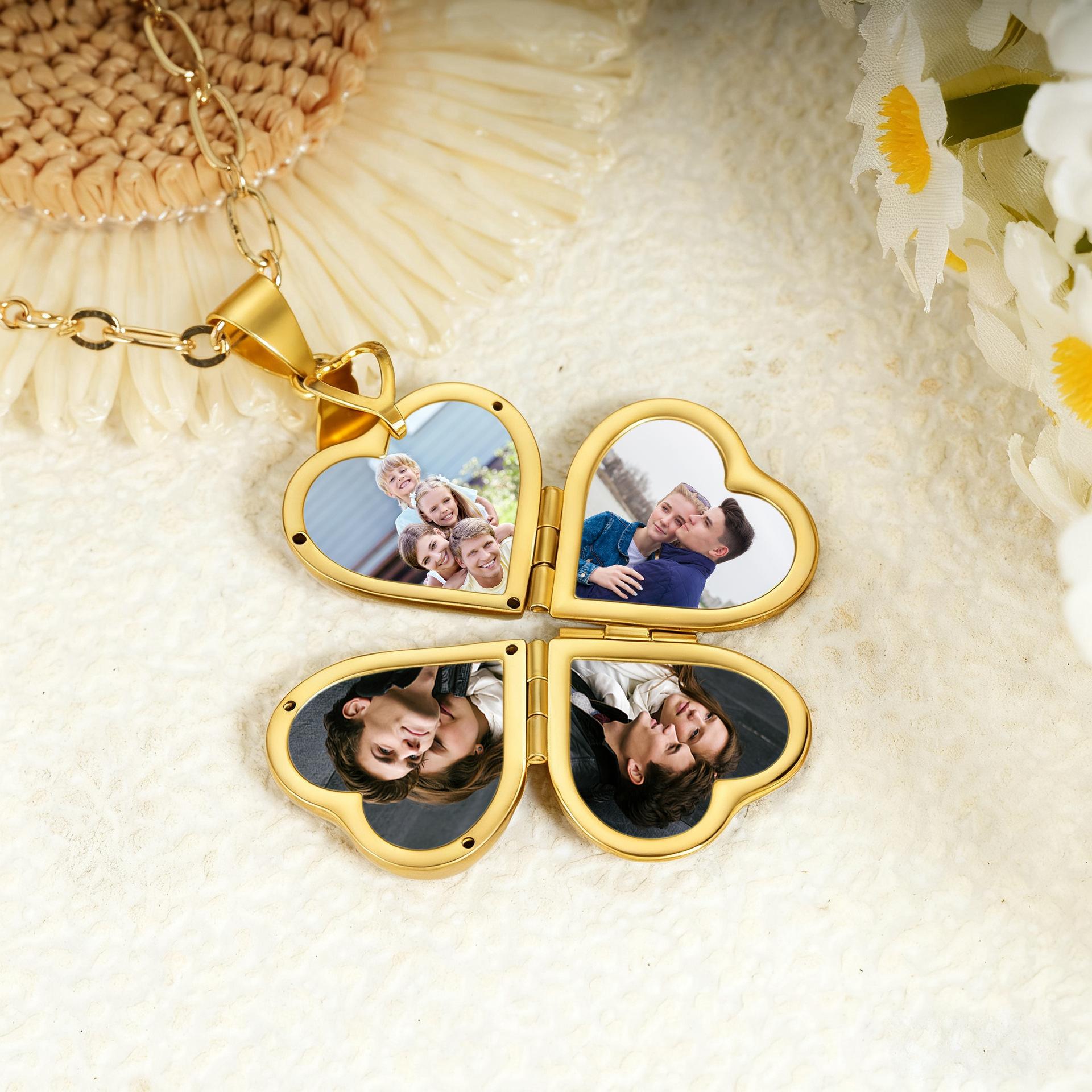 Aimgal Four-Fold Heart-Shaped Pendant Necklace Openable Photo Frame PVD 18K Gold-Plated Stainless Steel Tarnish-Free Waterproof