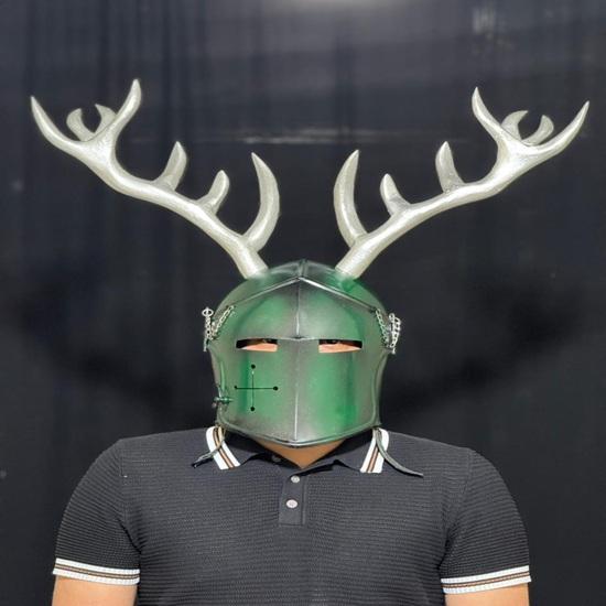 Handmade Steel Barbuta Helmet with Antlers Medieval Knight LARP Cosplay Armor Gift