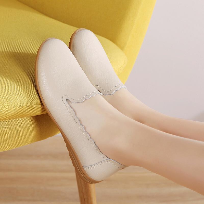 Women Slip On Moccasins Lady Simple Soft Driving Shoes Comfort Flats Nurse Loafers Minimalist Shoes for Mother