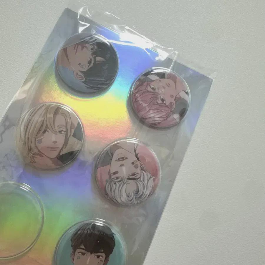 

Plave Xblush Can Badge Sealed