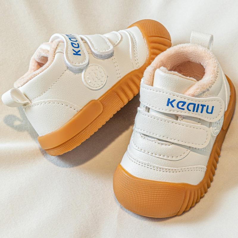 Vinter Nya Damers Skatt Småbarnsskor Varma Babyskor Bomullsskor Två Bomullssammet Herr Mjuk Sula Halkfri Klasskamrat