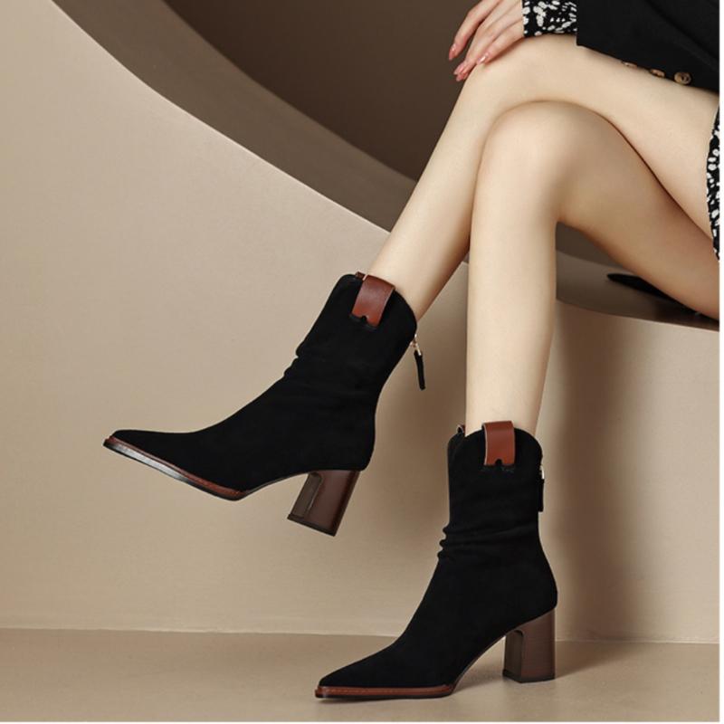 Stivaletti alla Caviglia in Camoscio con Tacco Basso Stivali Chunky Western Cowboy da Donna Stivali Corti da Cavaliere Retro a Punta con Pieghe Stivaletti Chelsea in Nabuk