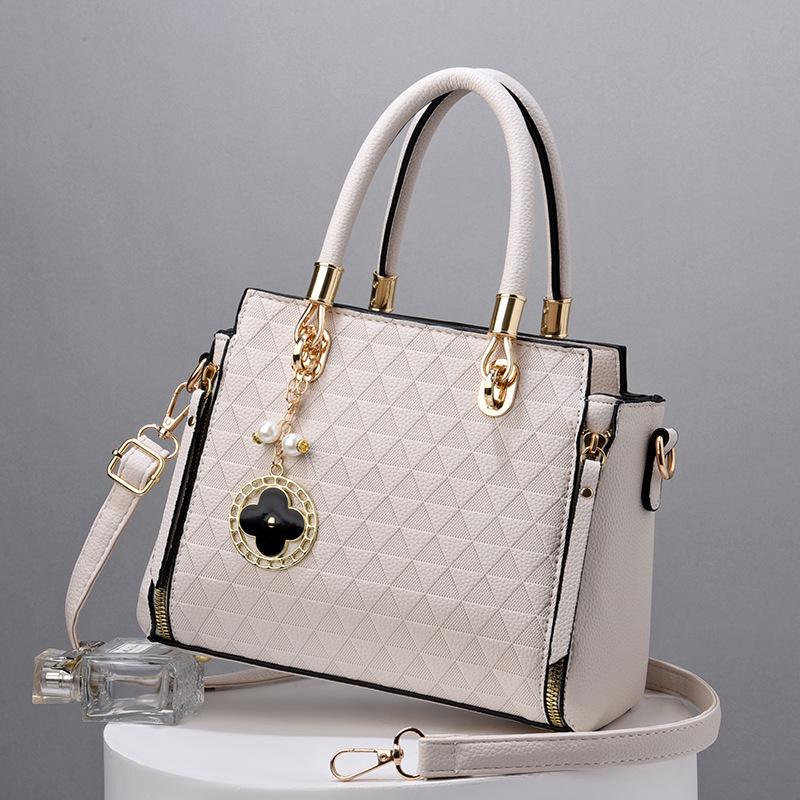 Borsa tote alla moda in rilievo da donna 2025: Borsa a tracolla casual di grande capacità