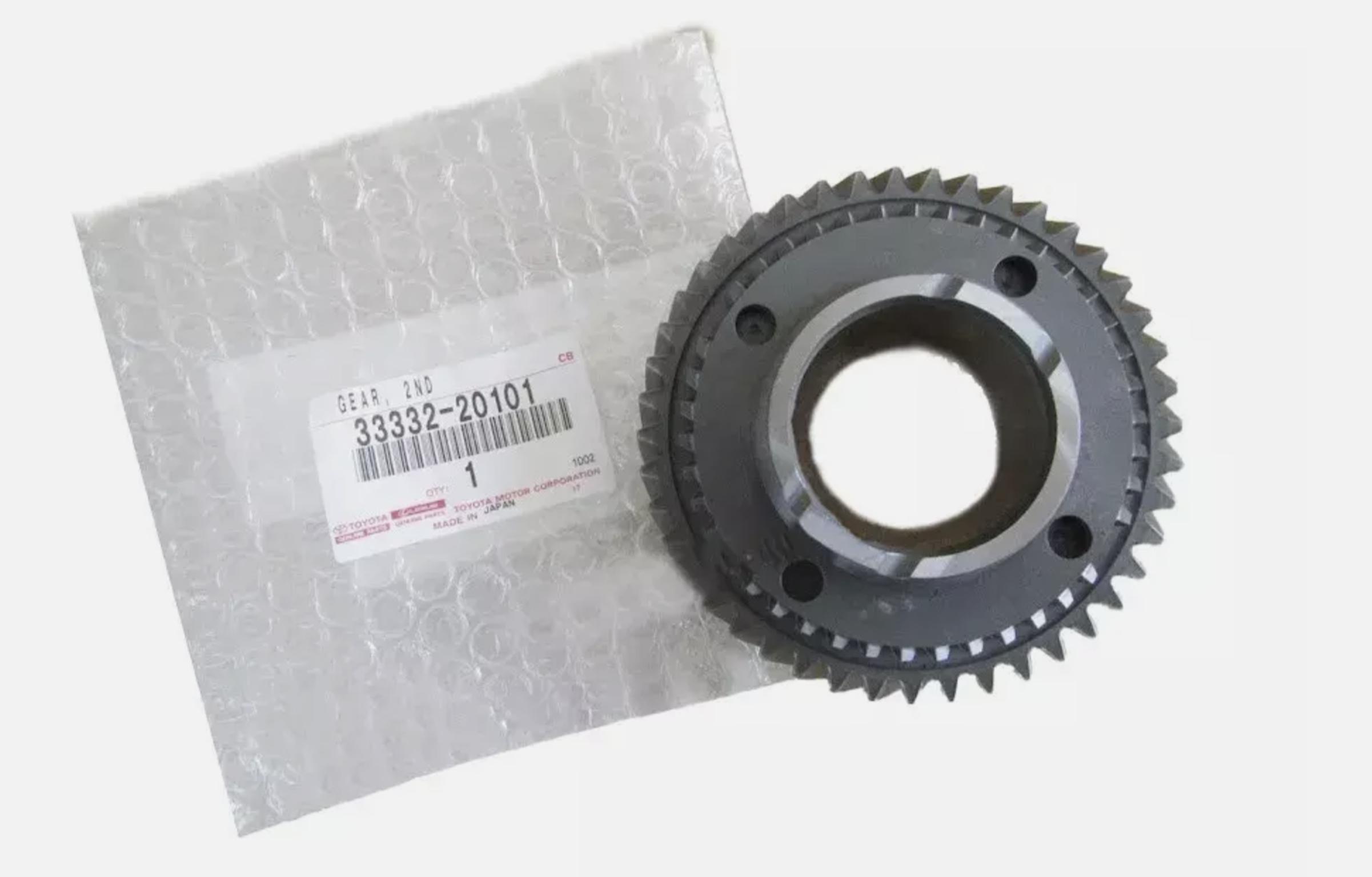 

TOYOTA 33332-20101 MR2 SW20 SW20L GEAR 2ND Gearbox Transmission OEM Genuine