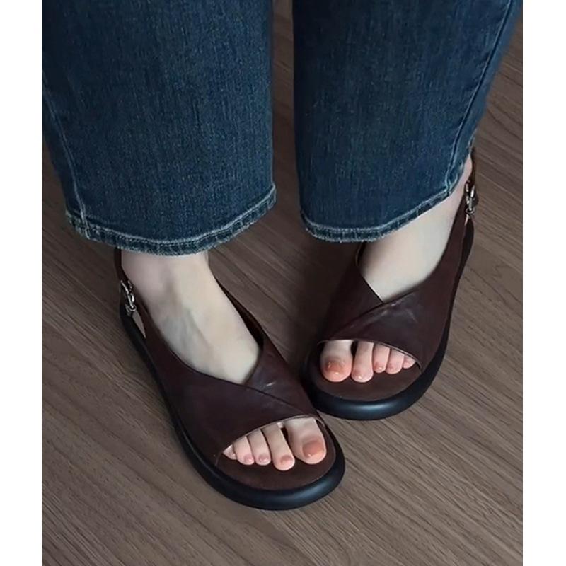Light Luxury and Comfortable French Retro Flat-soled Sandals, Light and Versatile Summer New Sandals, Women's Soft Soles Are Not Tired