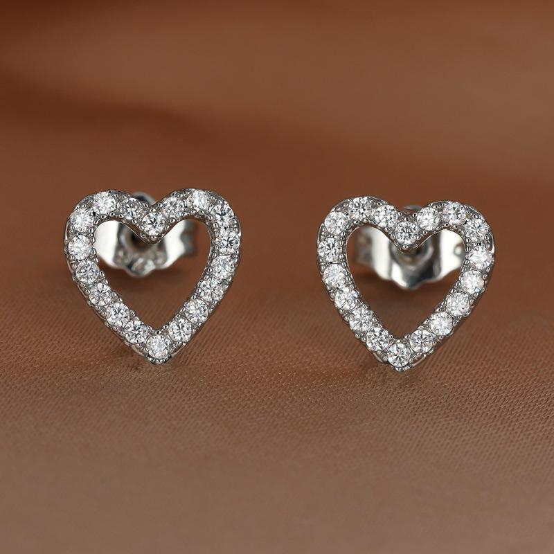 New Micro-inlaid with Diamond Zircon Heart-shaped Rose Gold-plated Stud Earrings Women's Hollow Love Earrings Jewelry
