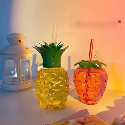 Plastic Cups Cup Thermal Party Pineapple Strawberry Water Bottle Drinkware Glasses With Straw for Wholesale Party Summer Beach