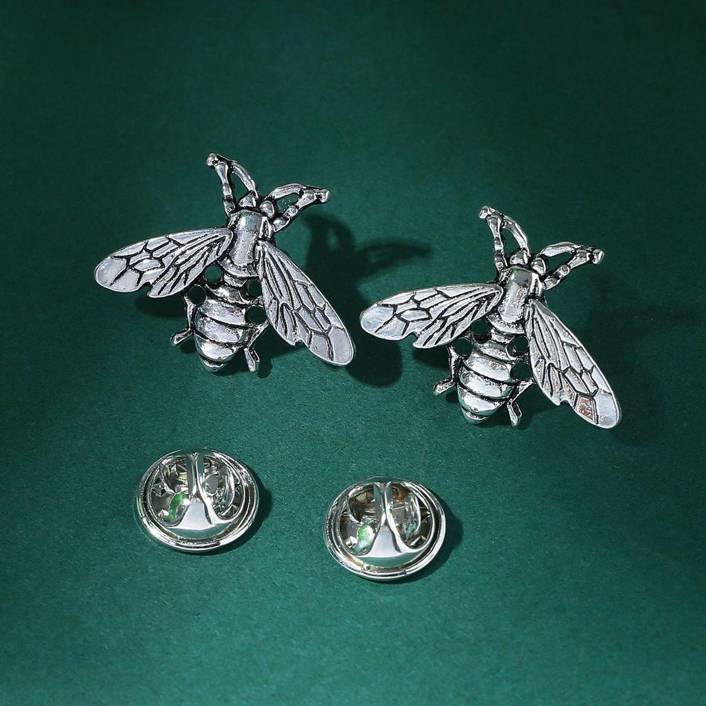 "Men's Korean Bee Brooch Collar Pin for Suits"