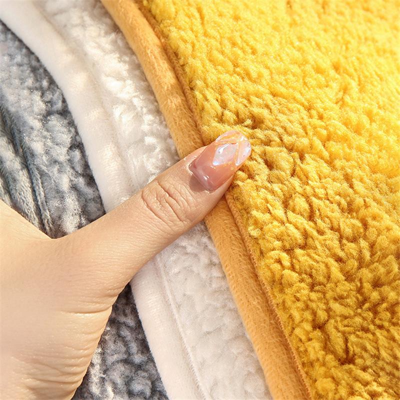 Quadratisches, einfarbiges Plüsch-Stuhlkissen, Esszimmerstuhlkissen, Stoffkissen, Herbst-Winter-Heimdekoration