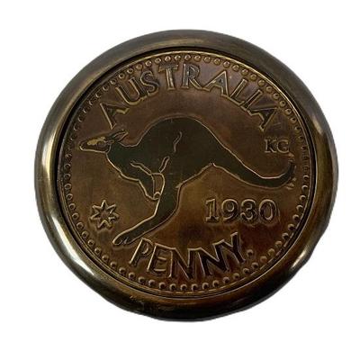 Brújula de latón con centavo australiano de 1930, estilo náutico, estilo pirata, estilo steampunk. Reproducción antigua