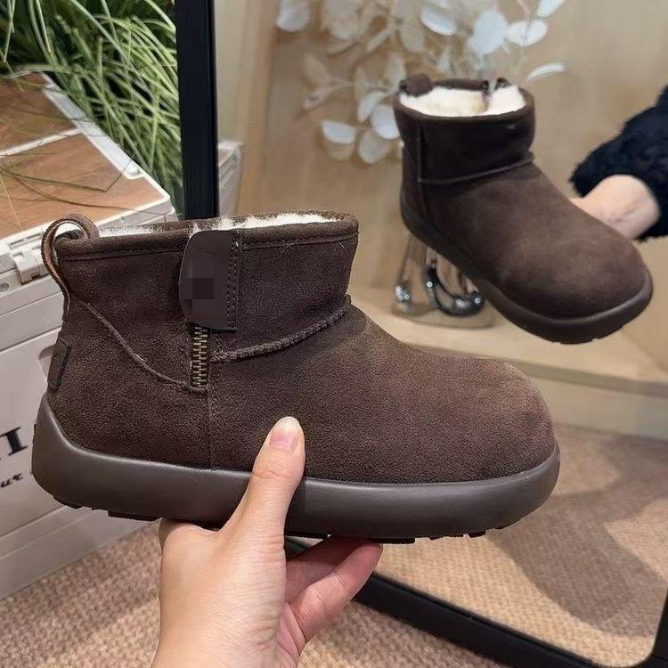Thick-soled big-headed snow boots, piled and thickened short boots to increase the height, lightweight bread cotton shoes