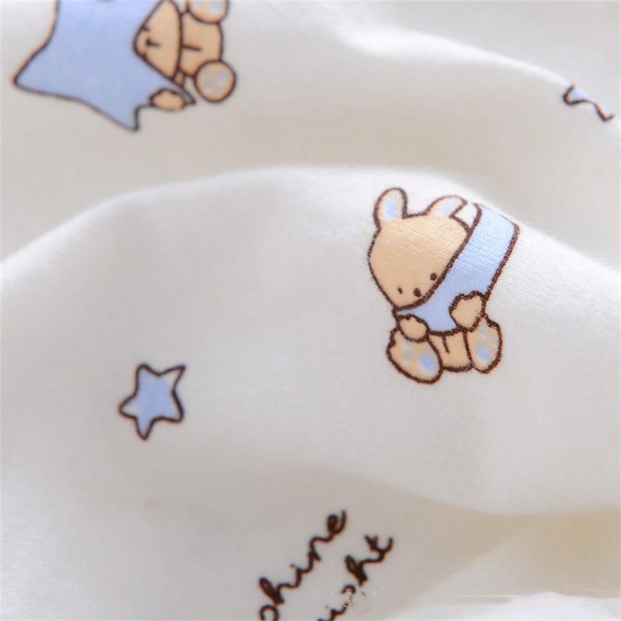 Reusable Breathable Diaper Covers for Boys and Girls, Featuring Leak-proof Barriers and Random Patterns, Suitable for Baby Bath Family Decor Gifts.