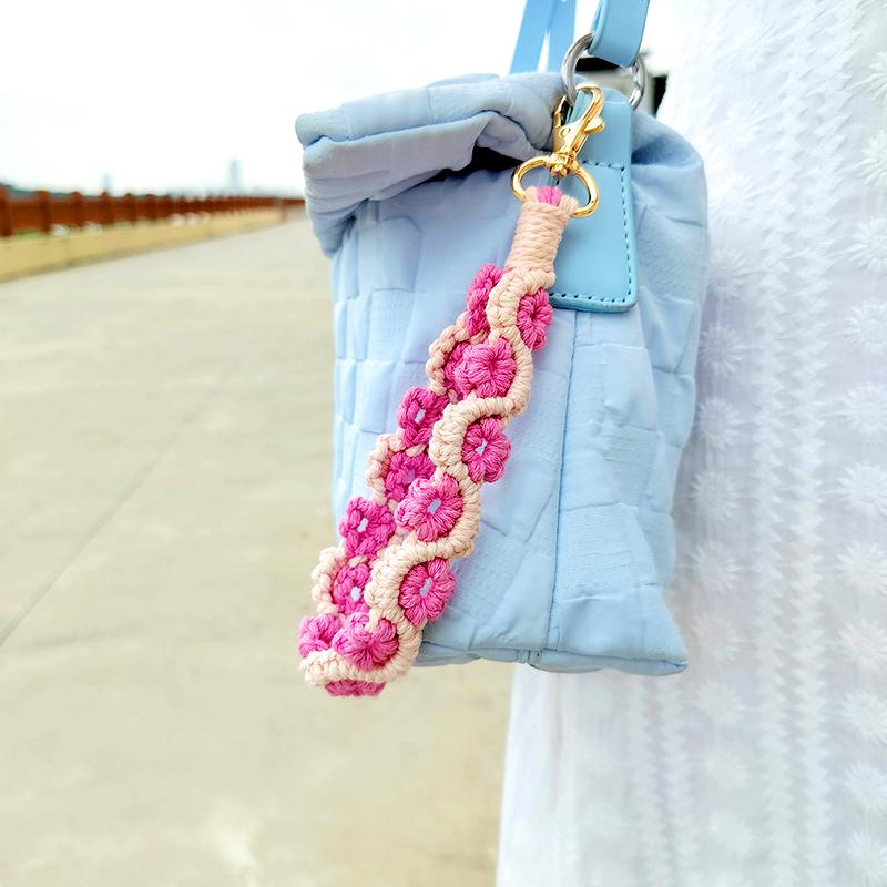 1Pc Bag Decoration Bohemia Knitted Keychain Grace Rose Pendant Prevent Loss Wrist Strap Mobile Phone Lanyard Hand Woven