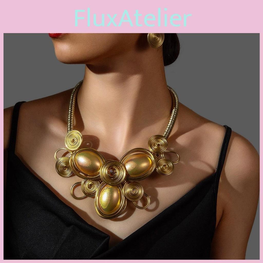 Pendant Ecofriendly Metal Jewelry Set Featuring Bear And Pig Motifs For Fashion Lovers