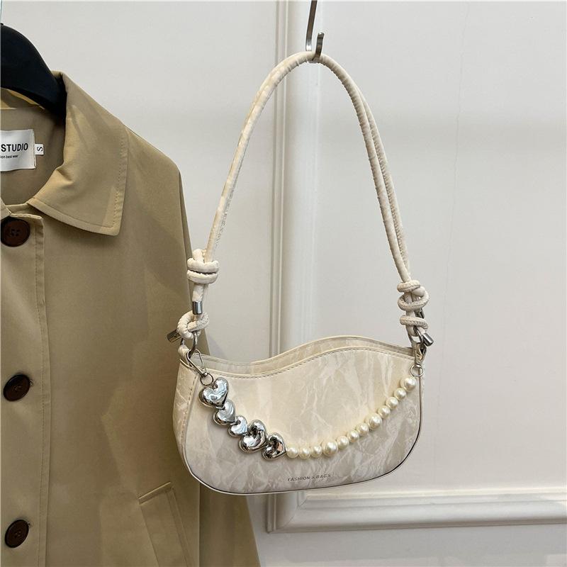 New Casual Personalized Shoulder Bag Portable Fashion Underarm Niche Design Beautiful Messenger Bag