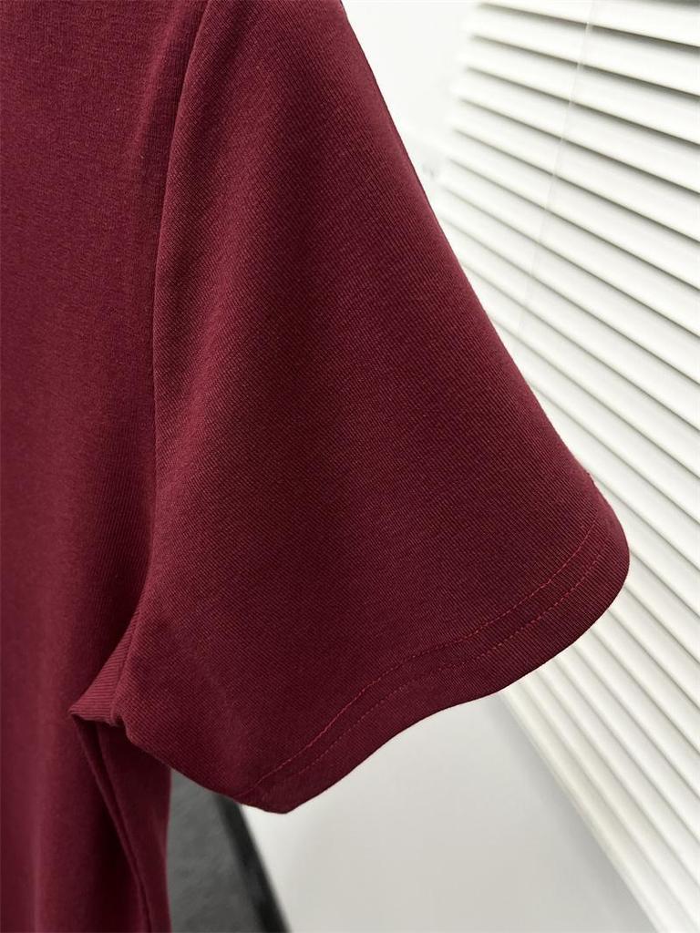 2026 Wine Red Plus Size Short Sleeve Women's T-Shirt: Flattering, Versatile, Round Neck, Belly-Hiding, Stylish Top