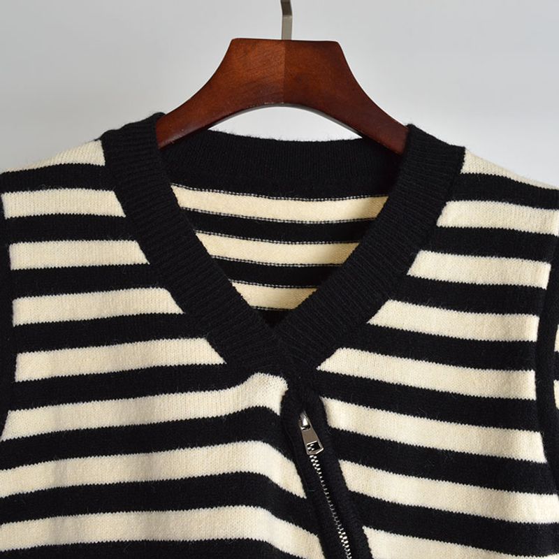 Fall New Arrival Contrast Color Stripes V Neck Oblique Open Double-Headed Zipper Vest Sweater Women's Clothing Fashion Versatile Top
