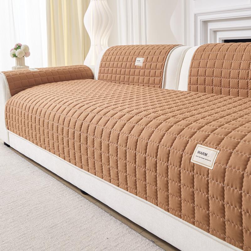

1 шт. Простой однотонный стеганый противоскользящий чехол для дивана, чехол для дивана, защитная мебель для спальни, офиса, гостиной, домашнего декора 70x70cm коричневый