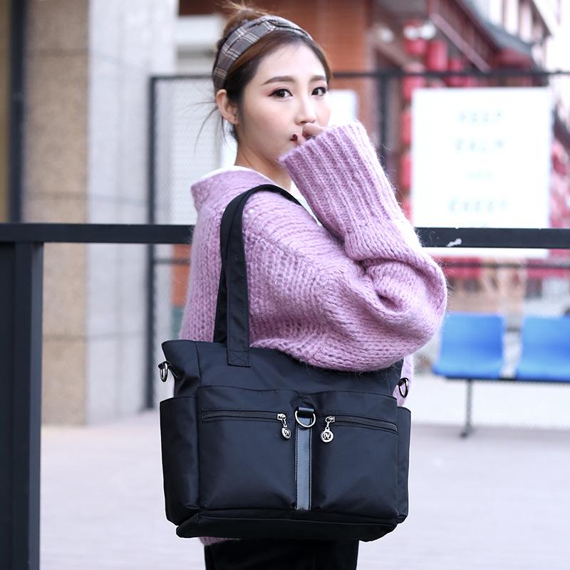 Canvas Women'S Shoulder Handheld Crossbody Bag Nylon Oxford Cloth Bag Casual Middle-Aged Large Capacity Bag Tide