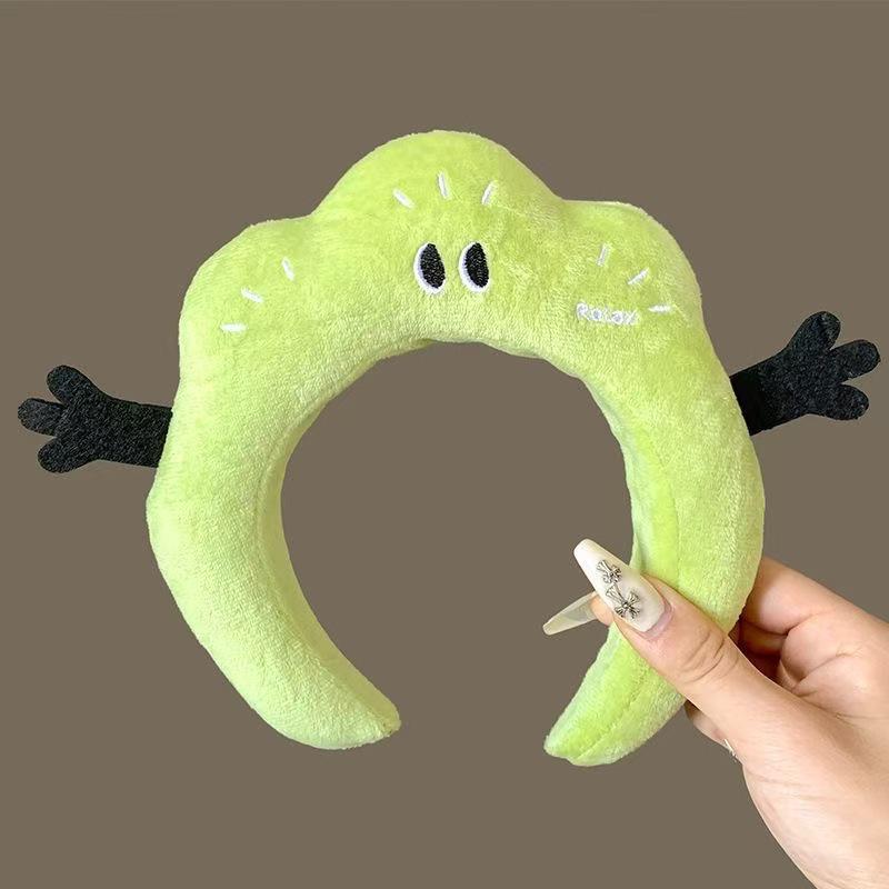 Charming Cartoon Plush Headband for Women - Autumn/Winter Skull Top Hair Accessory