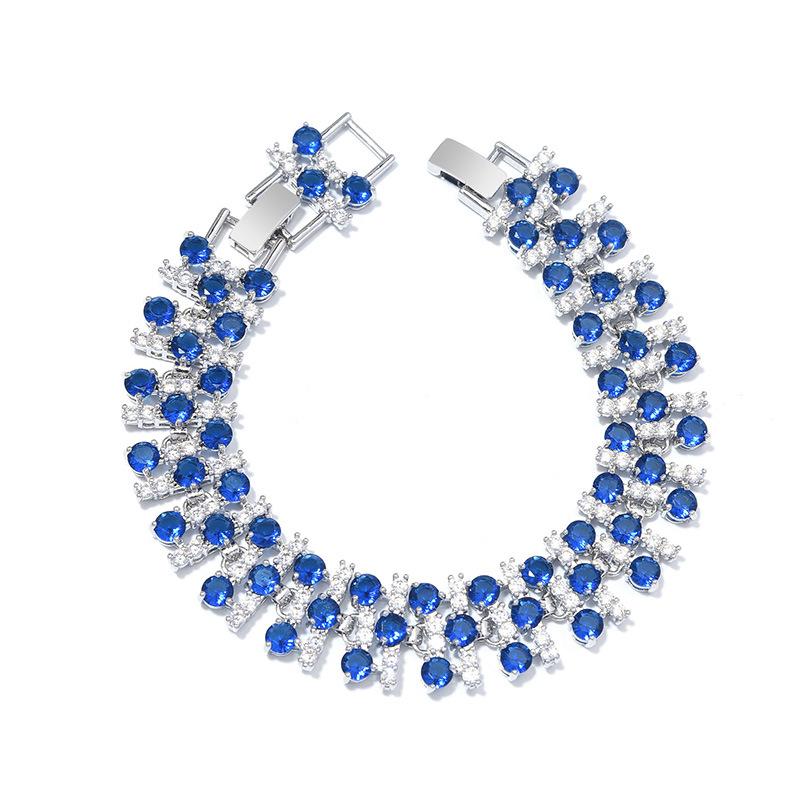 

Новый европейский и американский роскошный цветочный браслет из циркония высокого класса, изысканный и элегантный, не выцветающий для женщин