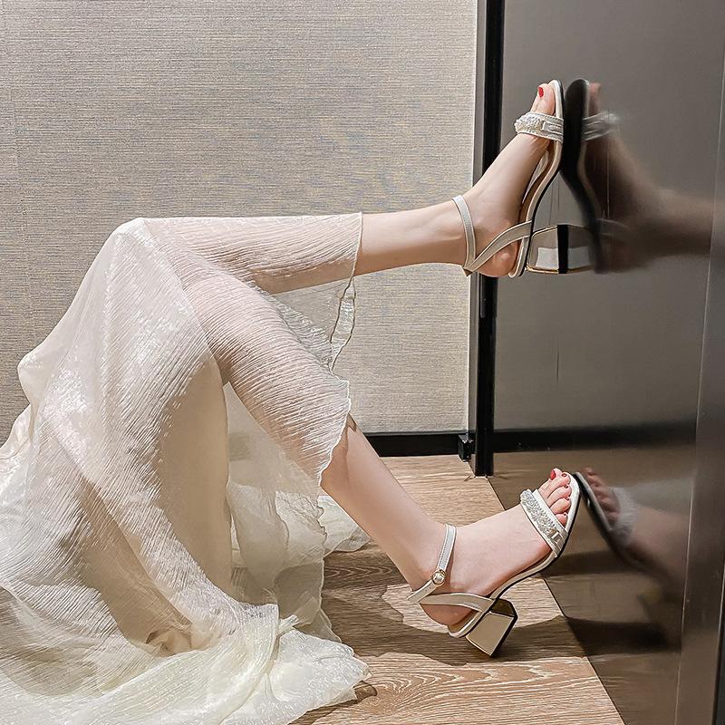 Pearl Strings Gladiator Sandals Women Black/white Leather Ankle Strap Sandalias Mujer Fashion Beading Med-high Heels Sandales