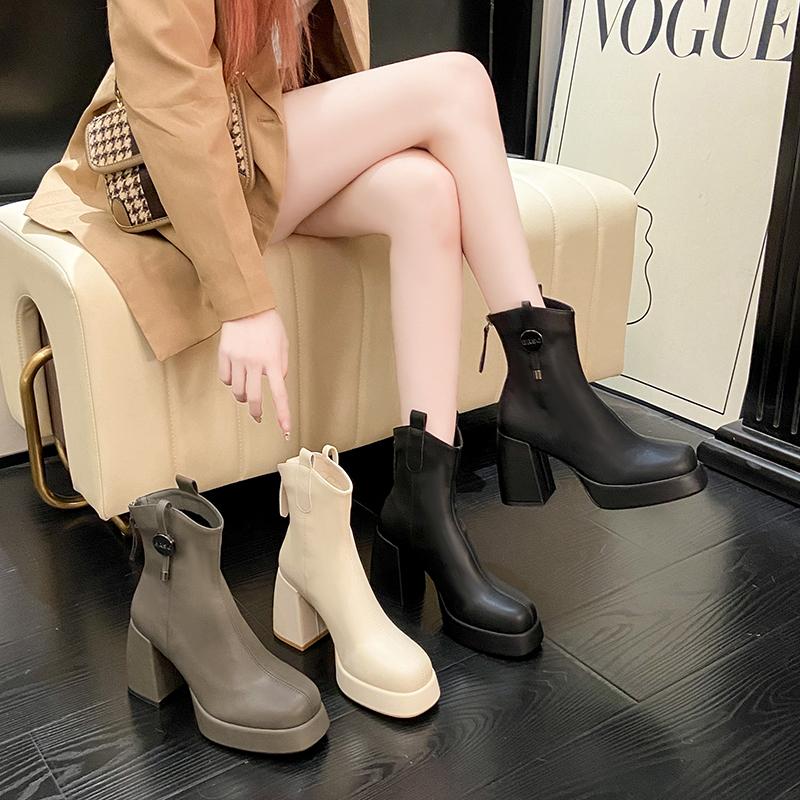 Modische Stiefel für Damen Rutschfester Blockabsatz Winter Einfarbig Neu 2024 Hohe Qualität Mode Outdoor Verschleißfest Damen Stiefeletten