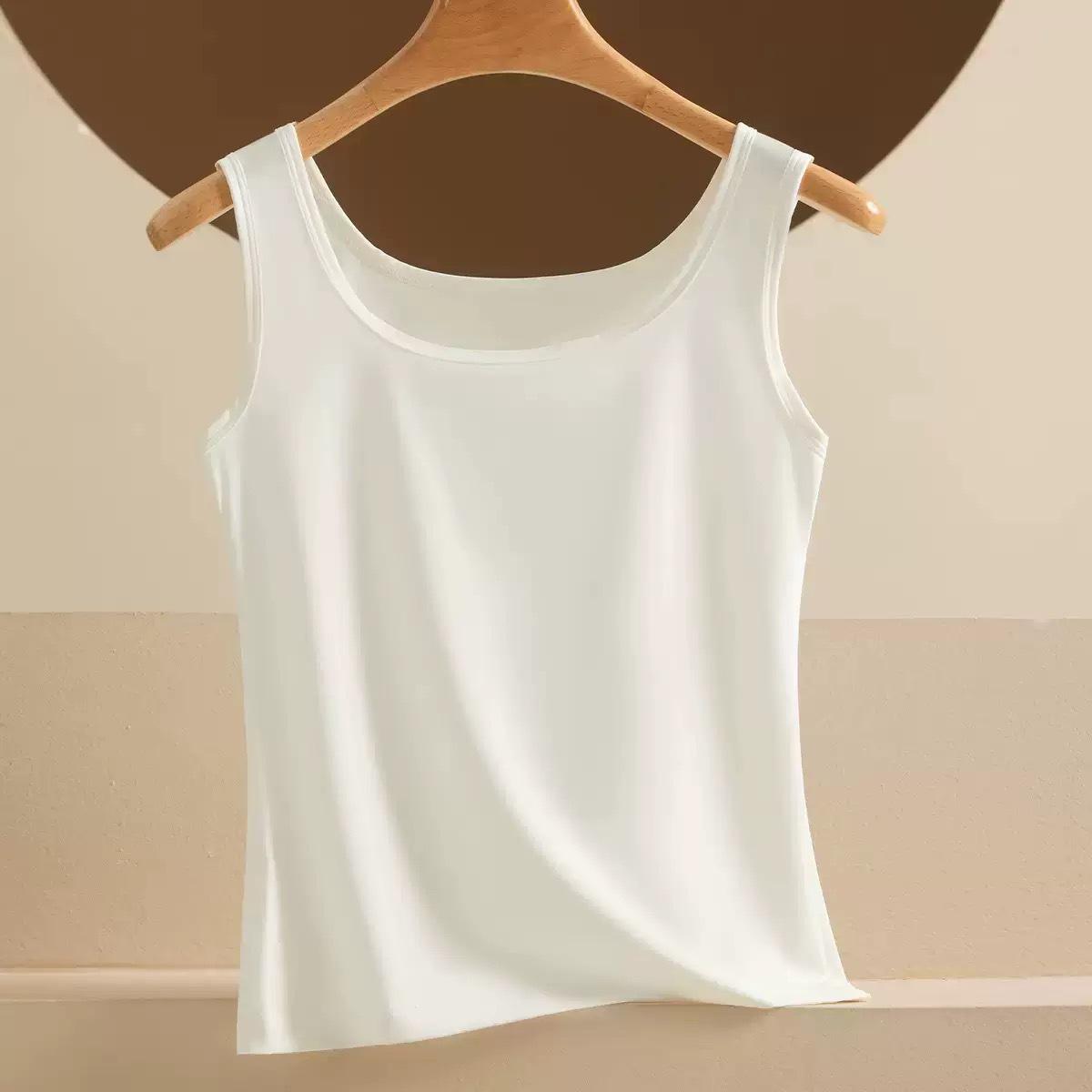 

Ultra-Thin Ice Silk Wide Shoulder Sleeveless Camisole - Women s Plus Size Slim-Fit Summer Top 3XL (135-155 jin) білий