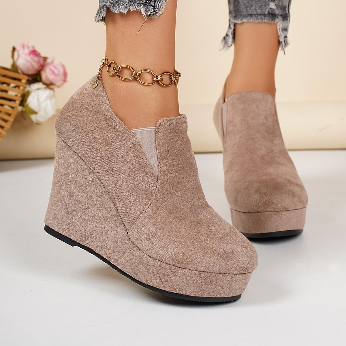 Женские замшевые туфли на танкетке Весна 2026 - Без шнуровки на платформе с толстой подошвой с глубоким вырезом повседневные однотонные TC 36 1500₽