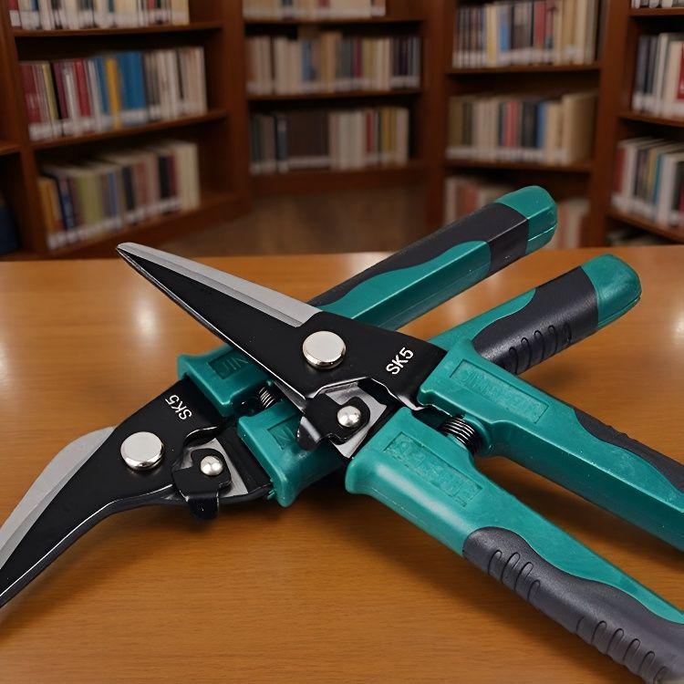 Industrial Grade Stainless Steel Tin Snips for Cutting Diamond Mesh - Heavy Duty Anti-theft Screen Shears