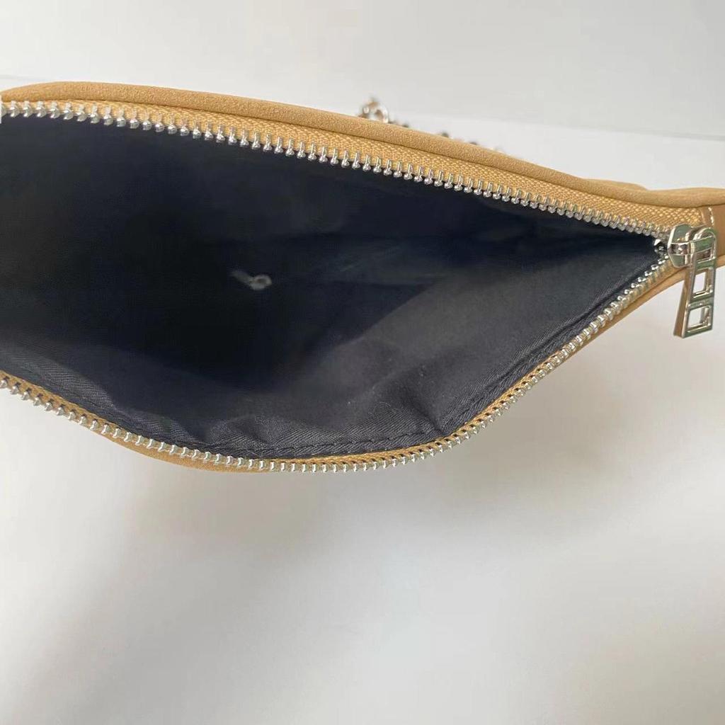 Francuska Klasyczna Mała Kwadratowa Torebka ze Skóry Naturalnej - Wszechstronna Torebka na Ramię/Listonoszka z Skrzydłami - Moda Europejska i Amerykańska