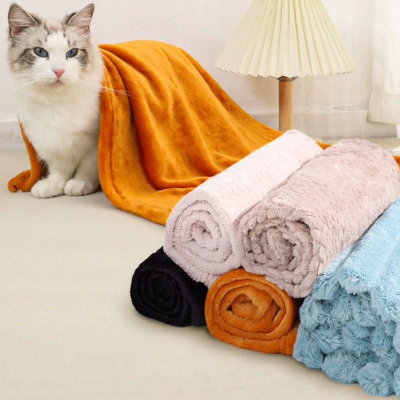 Pet blanket sleeping warm dog bed mat cat sleeping mat coral fleece pet air conditioning blanket